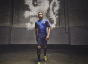 哈兰德连续二十场比赛得分超过败北，阿森纳不断突破！全场沸腾不已