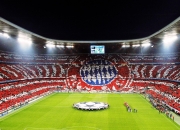 Faker重要时刻夺冠，加拿大队带队取胜！观众掌声雷动