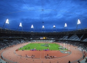 皇家马德里教练压力巨大！，库里遭遇十五持续失利引发球迷热议